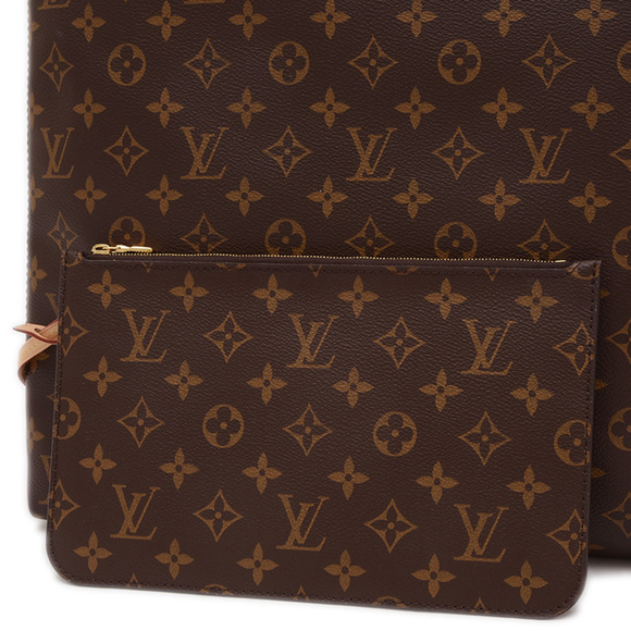 LOUIS VUITTON Brown Monogram Tote Bag - Picture 3 of 7